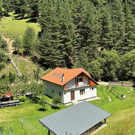 Gyimesi Kulcsoshaz / Casa De Vacanta Ghimes Lunca de Sus Exterior photo