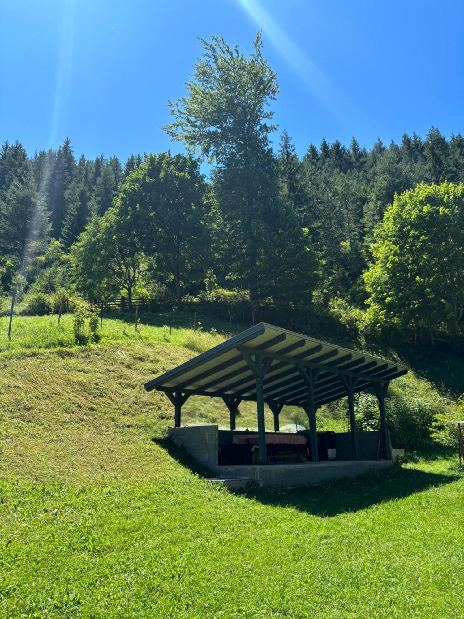 Gyimesi Kulcsoshaz / Casa De Vacanta Ghimes Сasa de vacaciones